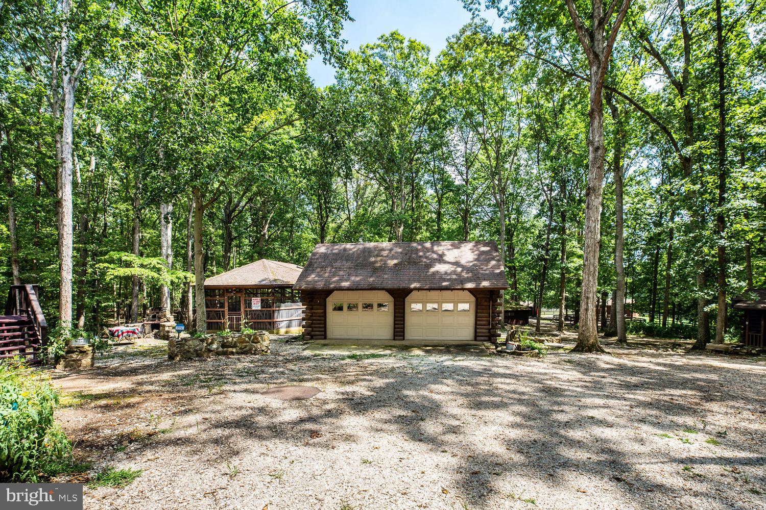 1735 Log Cabin Road Beaverdam, VA 23015 - Photo 44 of 73 Loads of Parking!