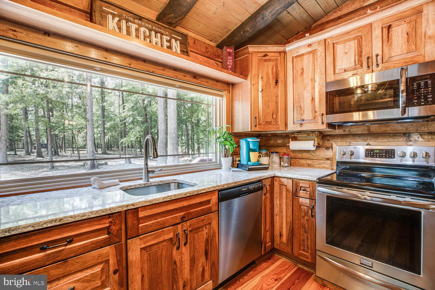 1735 Log Cabin Road Beaverdam, VA 23015 - Photo 9 of 73 Lots of Counter Space in the Kitchen