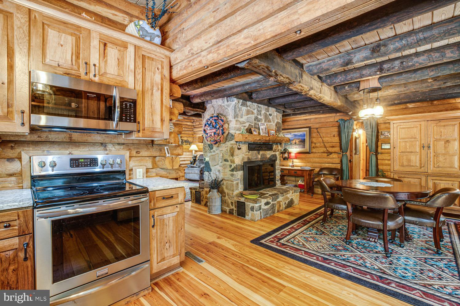 1735 Log Cabin Road Beaverdam, VA 23015 - Photo 10 of 73 Open to the Dining Area