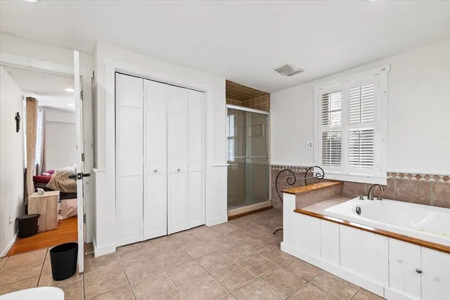 $579,900 | 127 North Main Street, West Boylston, MA 01583