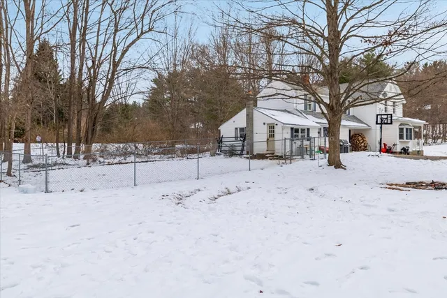 $579,900 | 127 North Main Street, West Boylston, MA 01583