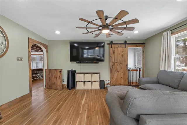 $579,900 | 127 North Main Street, West Boylston, MA 01583