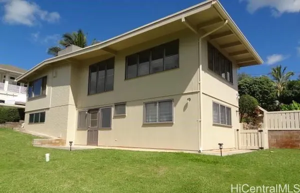 $4,500 | 99-051 Kupono Place, Aiea, HI 96701