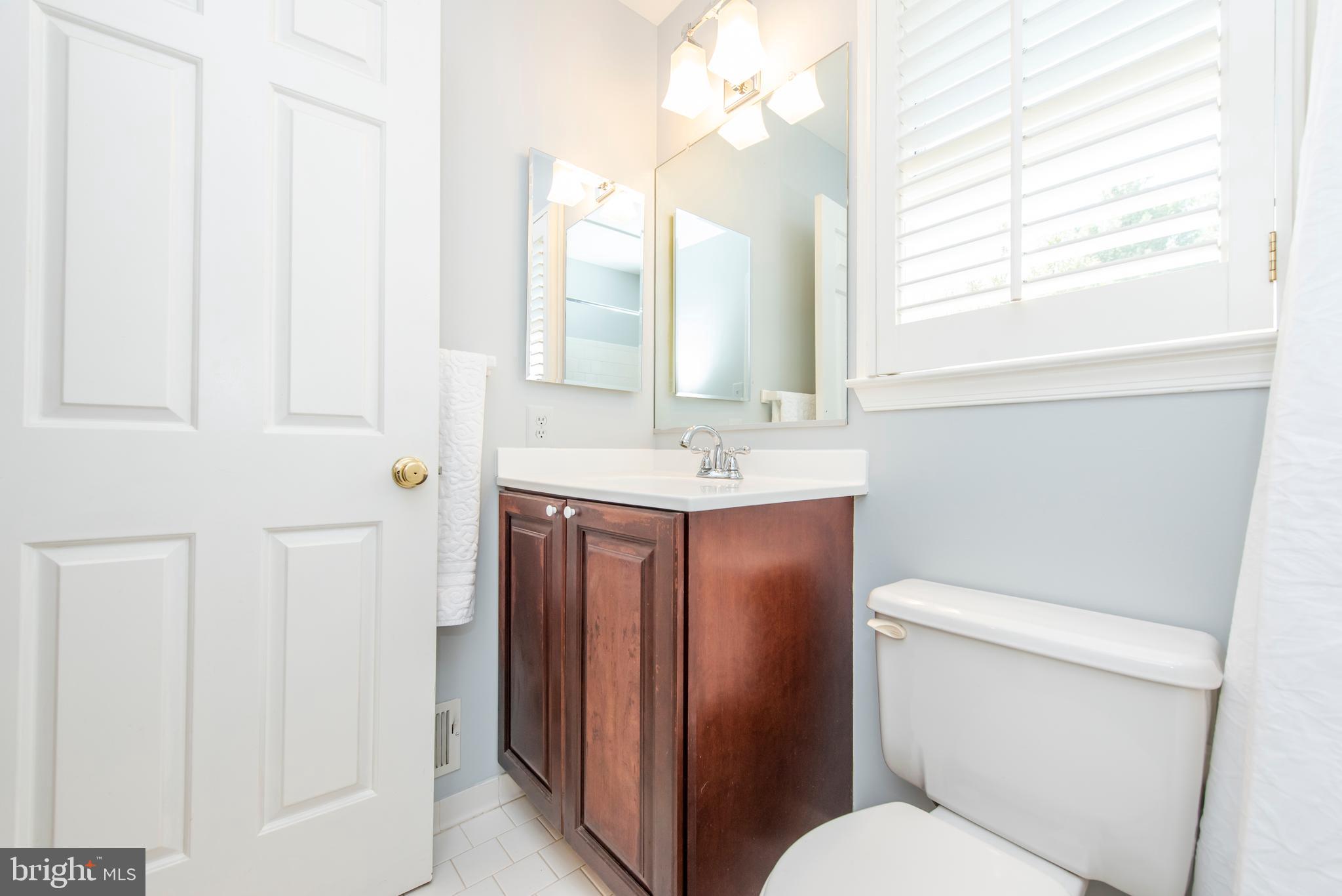 4915 Harrogate Road Ellicott City, MD 21043 - Photo 36 of 60 Bathroom