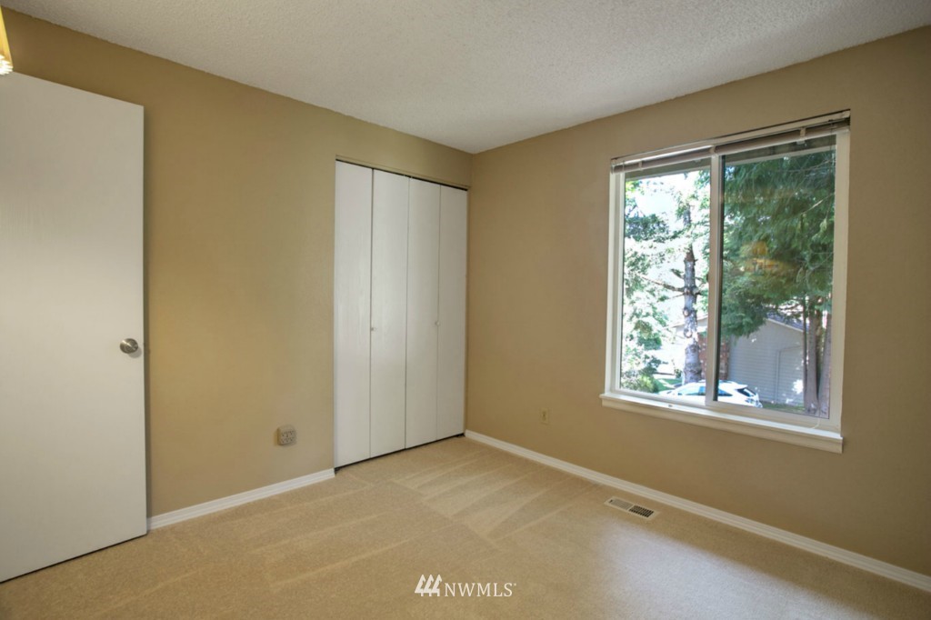 15901 Southeast 178th Street Renton, WA 98058 - Photo 13 of 19 Gallery Image 13