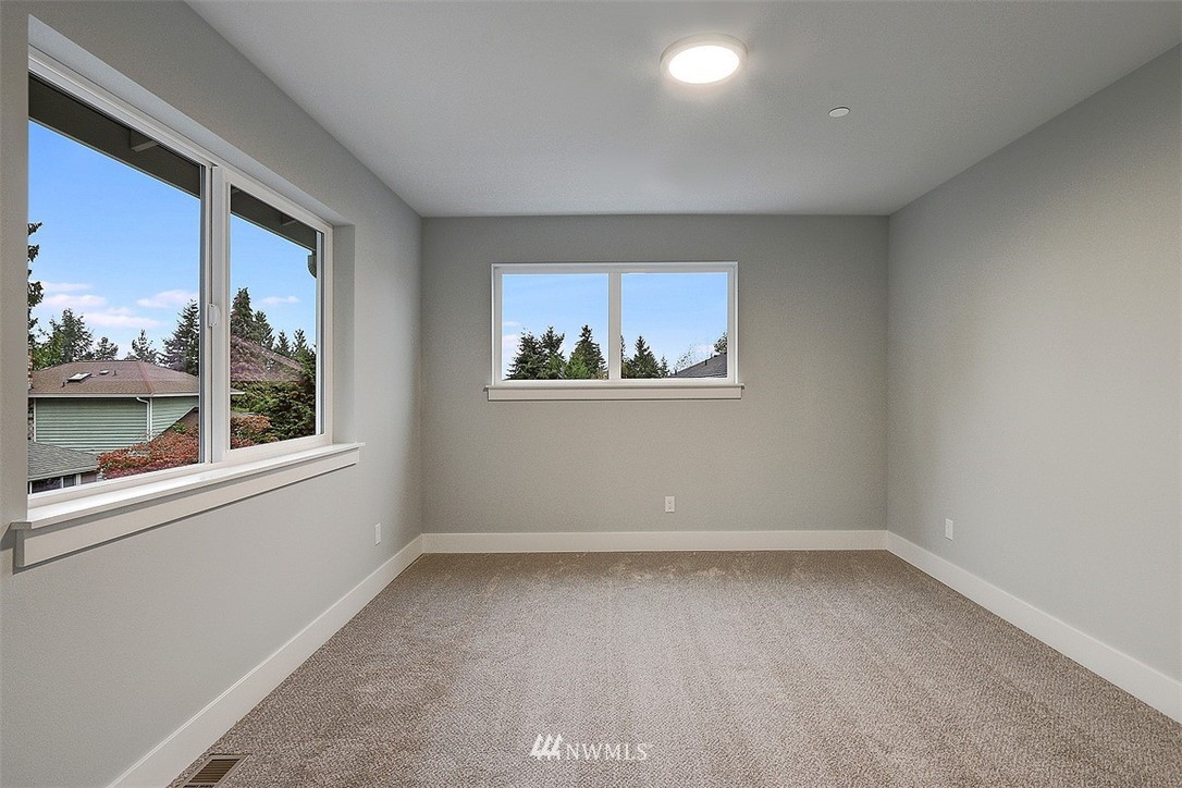 712 13th Way Southwest Edmonds, WA 98020 - Photo 19 of 27 Gallery Image 19