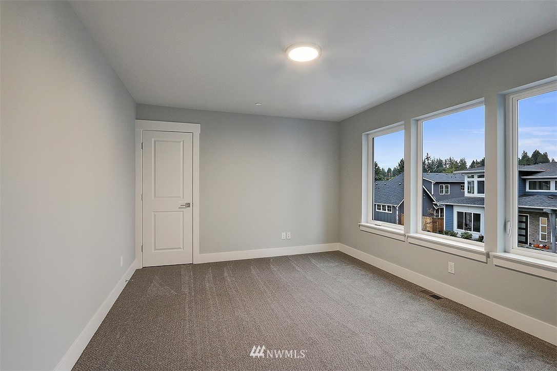 712 13th Way Southwest Edmonds, WA 98020 - Photo 21 of 27 Gallery Image 21