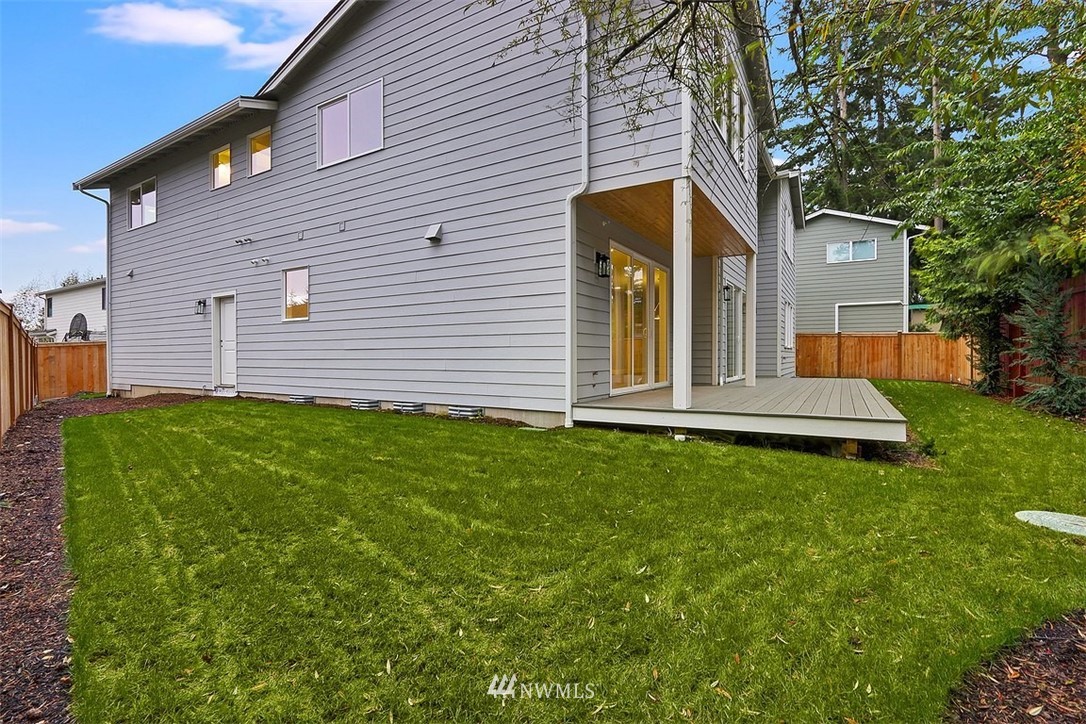 712 13th Way Southwest Edmonds, WA 98020 - Photo 26 of 27 Gallery Image 26