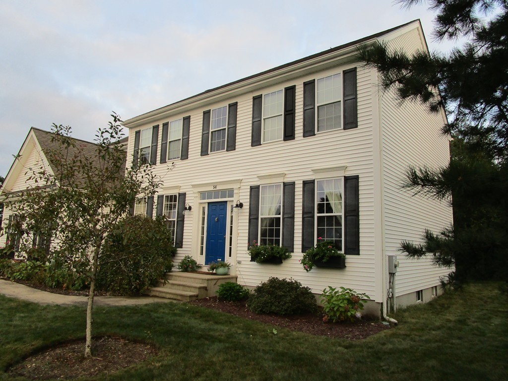 541 Raymond Road Plymouth, MA 02360 - Photo 2 of 30 Gallery Image 2