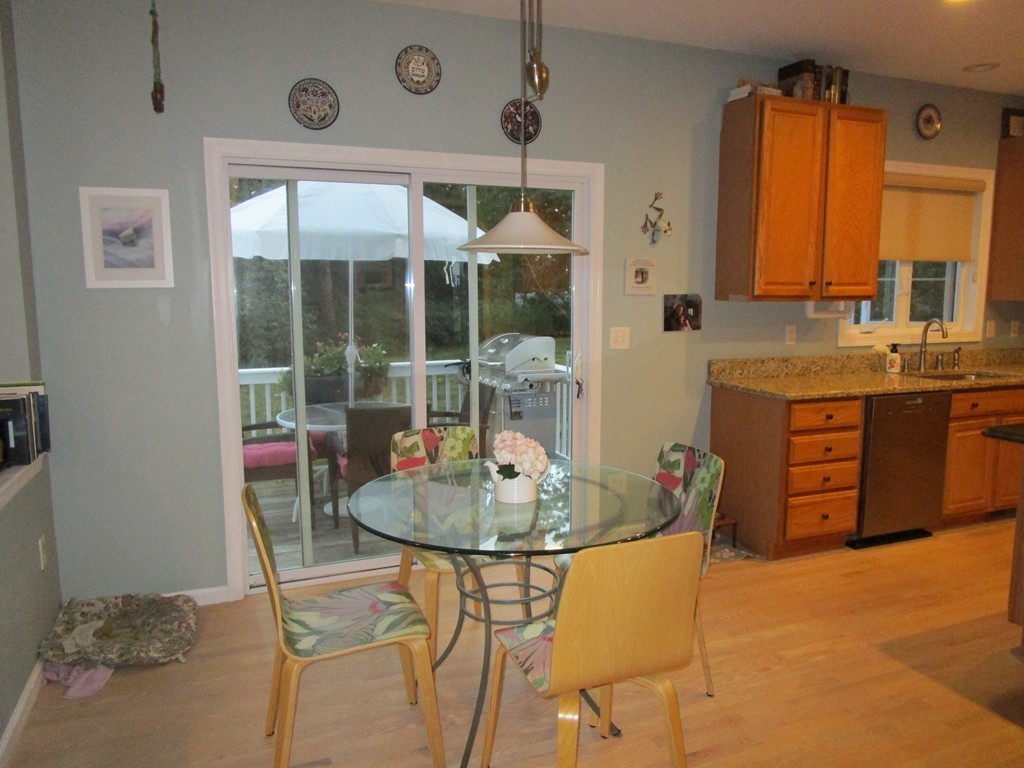 541 Raymond Road Plymouth, MA 02360 - Photo 6 of 30 Gallery Image 6