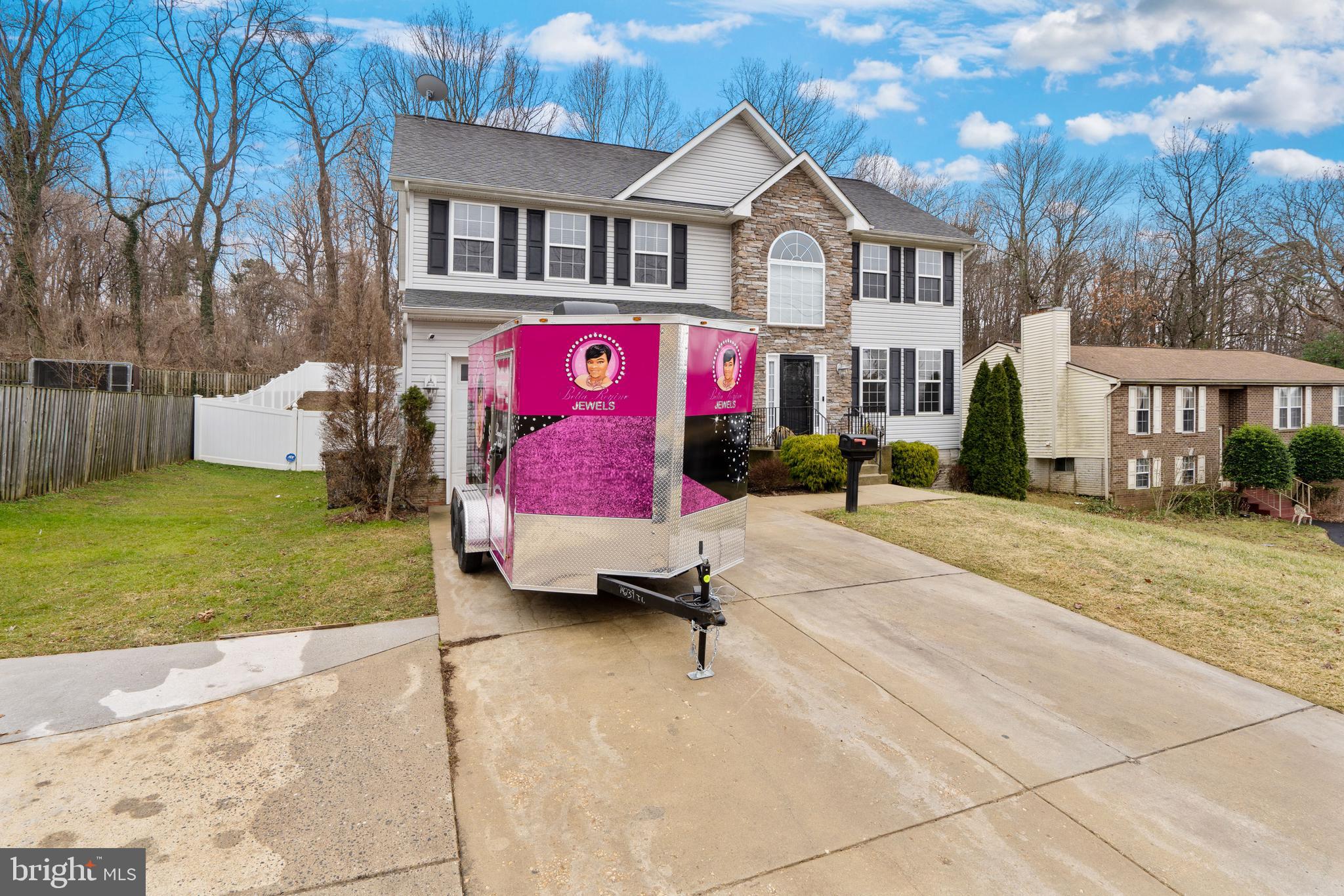 6935 Riverdale Road Lanham, MD 20706 - Photo 4 of 52 Extra Wide Driveway