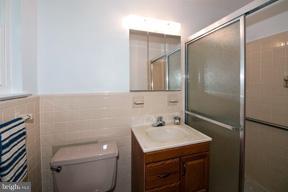 13416 Doncaster Lane Silver Spring, MD 20904 - Photo 4 of 28 Bath (Master)