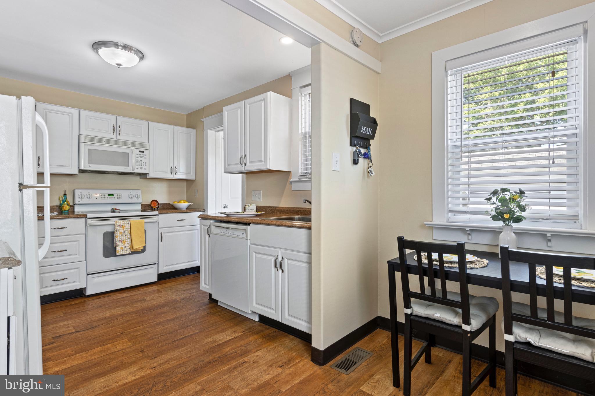 140 Upland Road Havertown, PA 19083 - Photo 17 of 32 Updated kitchen