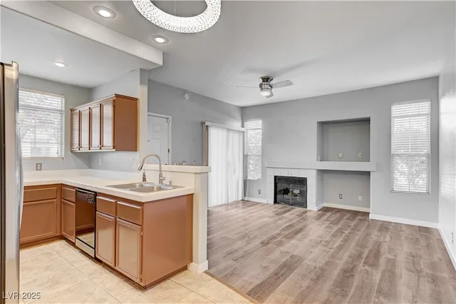 $271,999 | 2201 Ramsgate Drive, Unit 911, Henderson, NV 89074