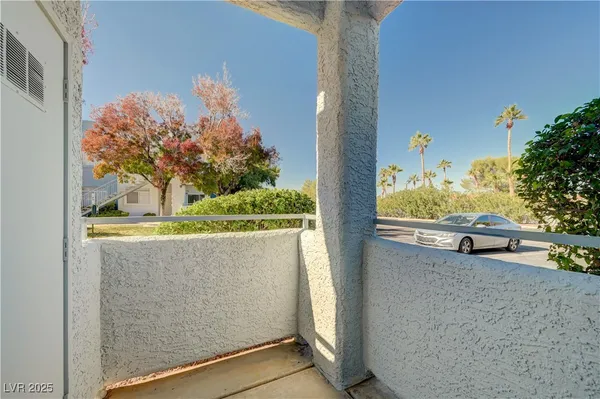 $271,999 | 2201 Ramsgate Drive, Unit 911, Henderson, NV 89074