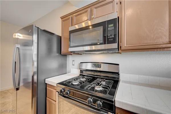 $271,999 | 2201 Ramsgate Drive, Unit 911, Henderson, NV 89074
