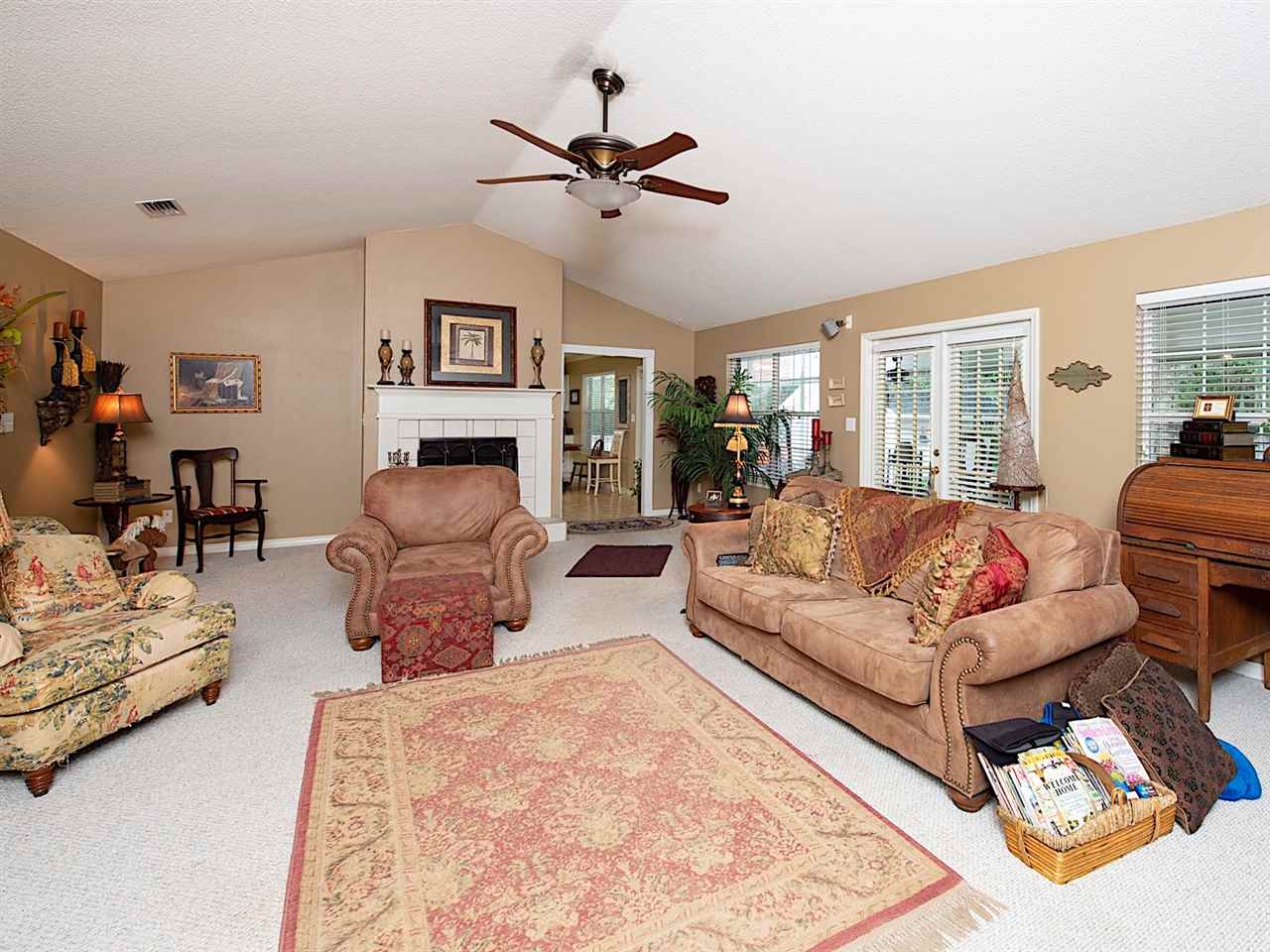 12233 Venice Boulevard Foley, AL 36535 - Photo 10 of 35 Living Room