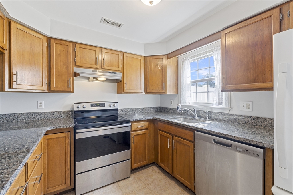 13 Pullard Road, Unit 40 Grafton, MA 01519 - Photo 11 of 32 Gallery Image 11