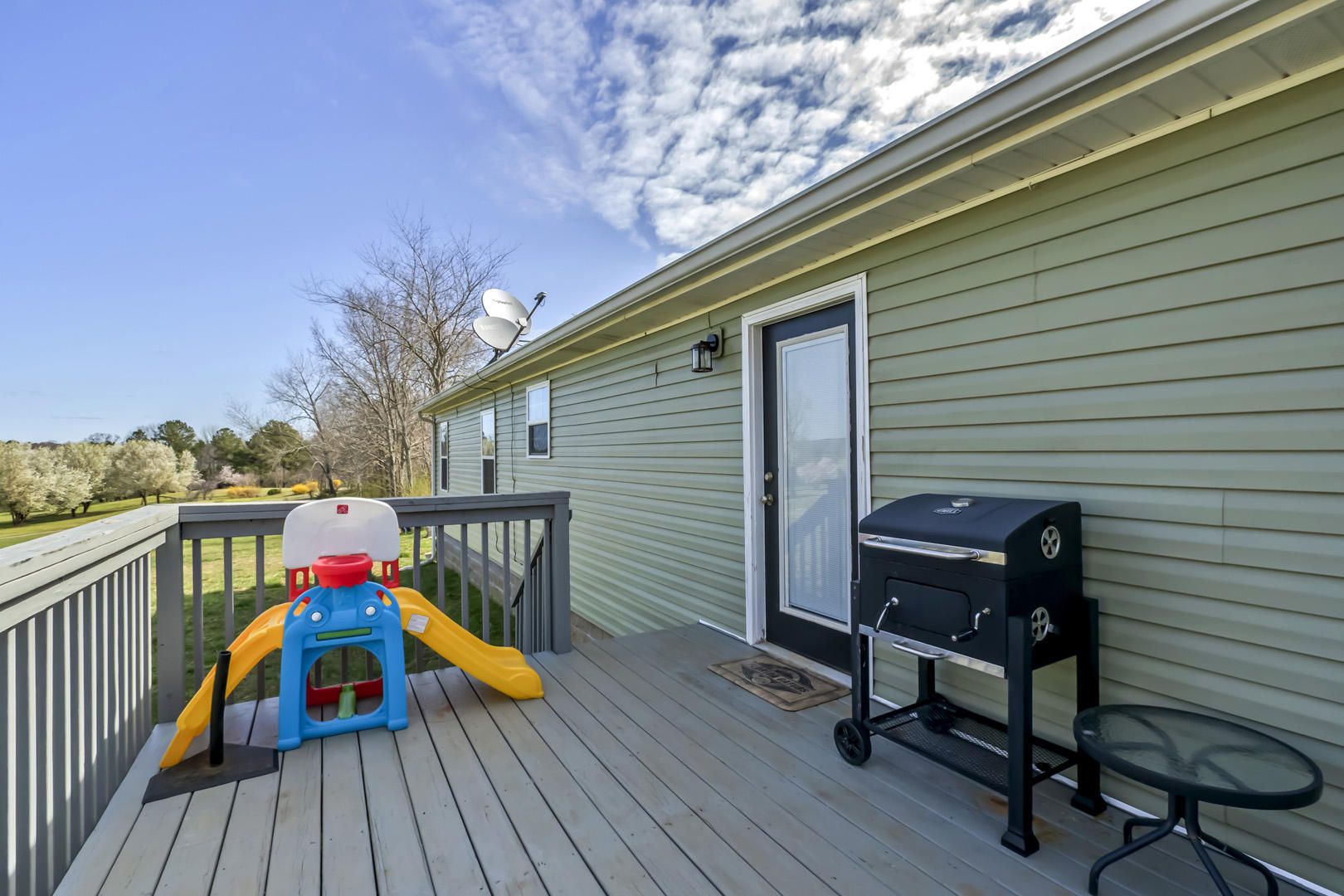 178 Lakehaven Circle Decatur, TN 37322 - Photo 22 of 27 23_LakehavenCircle_178_Deck01
