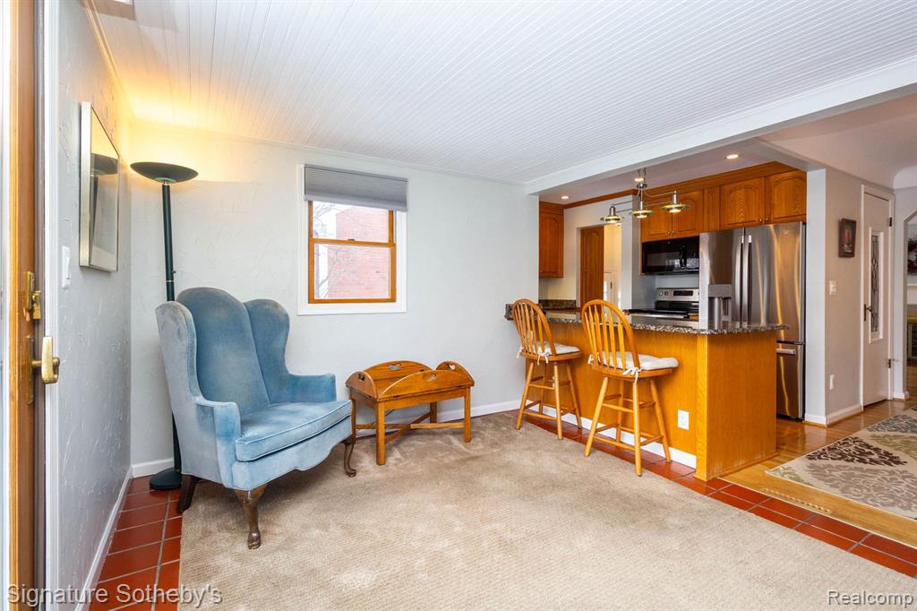 2252 Pembroke Road Birmingham, MI 48009 - Photo 14 of 41