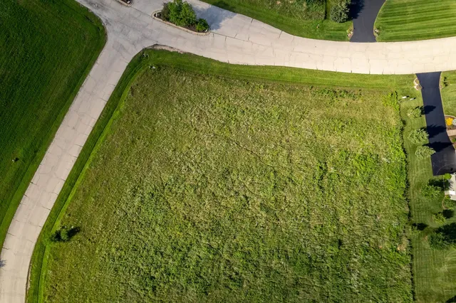 $137,000 | 5502 River Run Drive, Belvidere, IL 61008