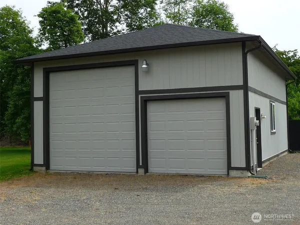 $250,000 | 42730 266th Avenue Southeast, Enumclaw, WA 98022