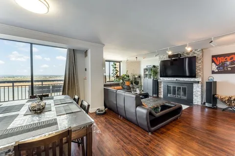 $534,000 | 2110 Harmon Cove Tower, Secaucus, NJ 07094