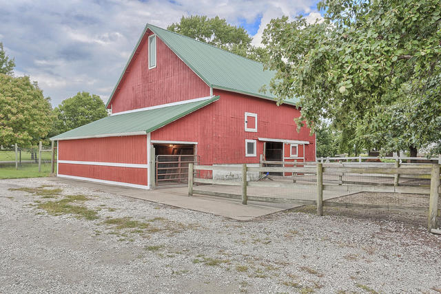 1489 County Road 2800 North Rantoul, IL 61866 - Photo 13 of 43