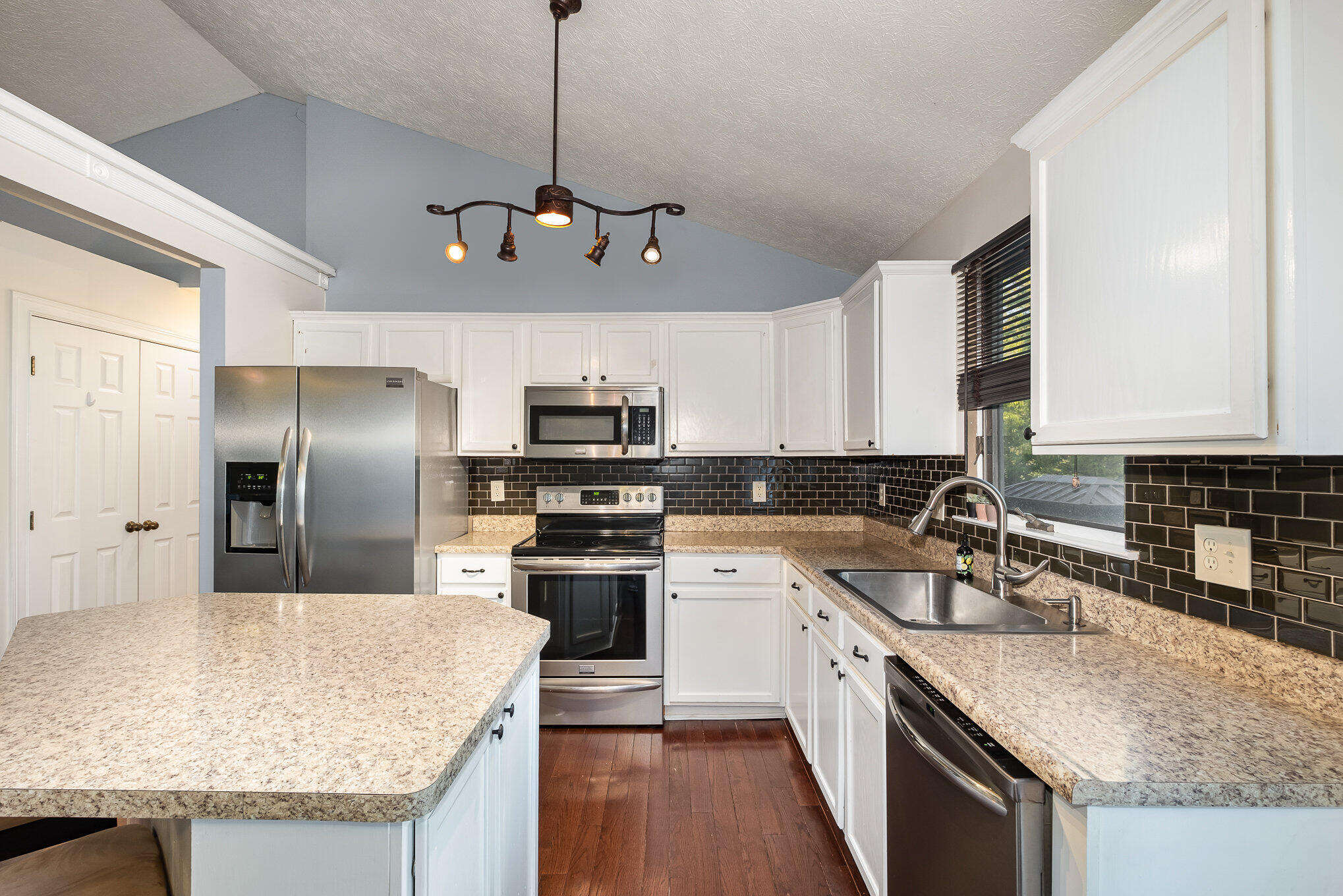 478 Timber Ridge Drive Edgewood, KY 41017 - Photo 6 of 31 Gallery Image 6