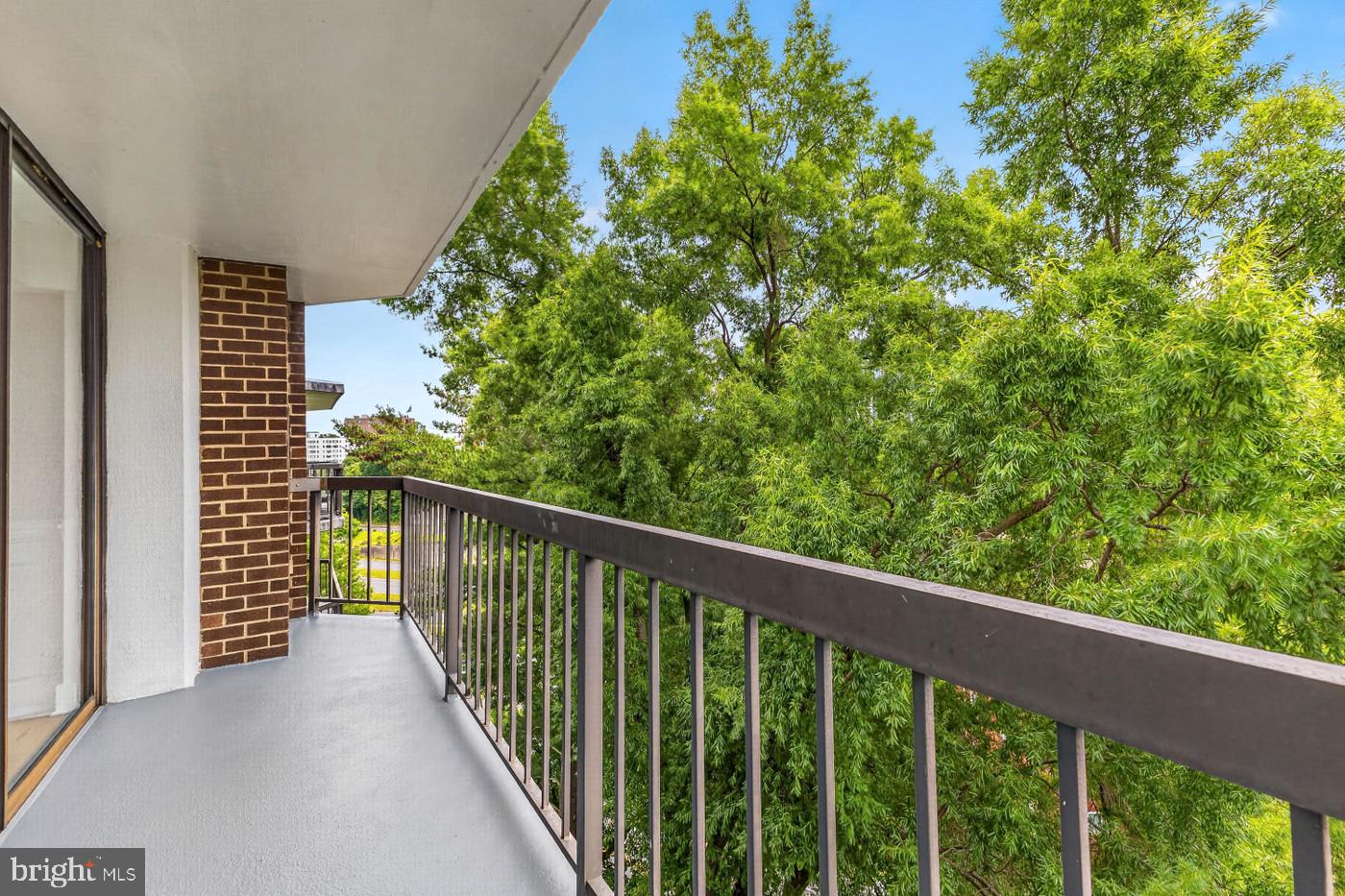 1401 North Rhodes Street, Unit 604 Arlington, VA 22209 - Photo 25 of 25 Large Balcony