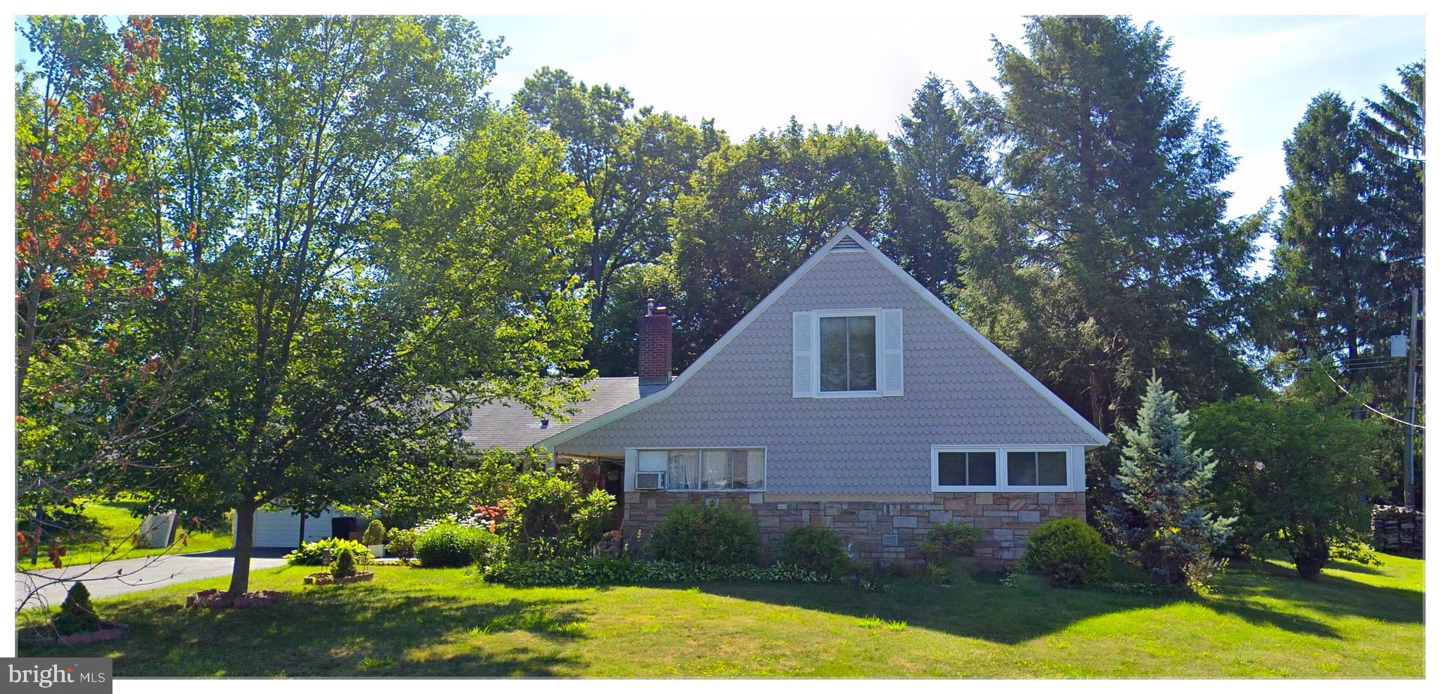 54 Fountain Road Levittown, PA 19056 - Photo 1 of 1