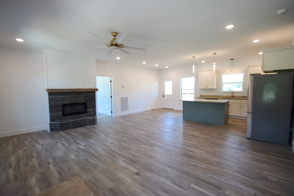 14165 Old Kentucky Road Walling, TN 38587 - Photo 7 of 23 Gallery Image 7