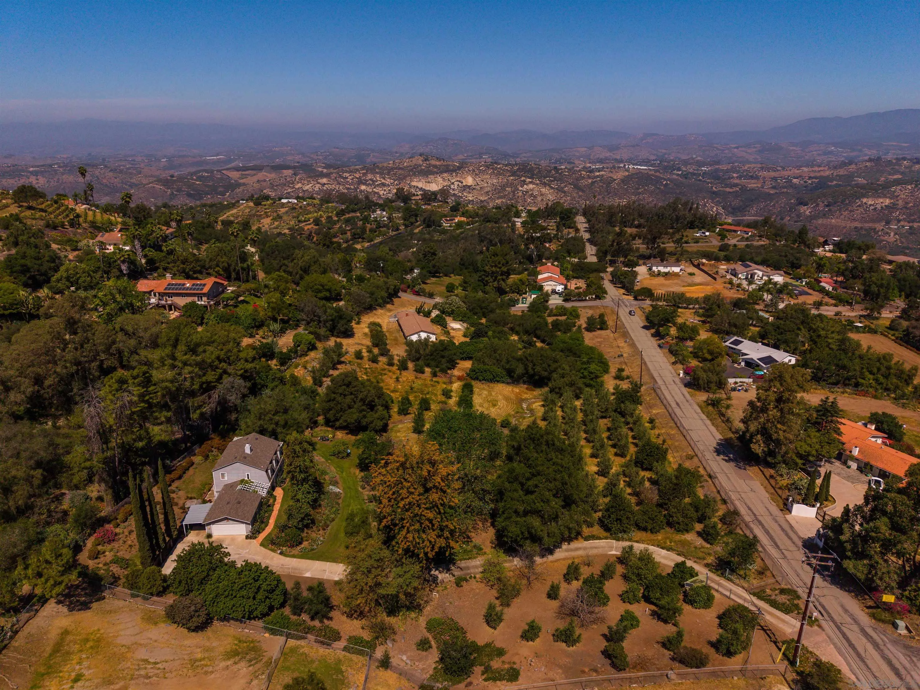 28808 Mountain Meadow Road Escondido, CA 92026 - Photo 2 of 67