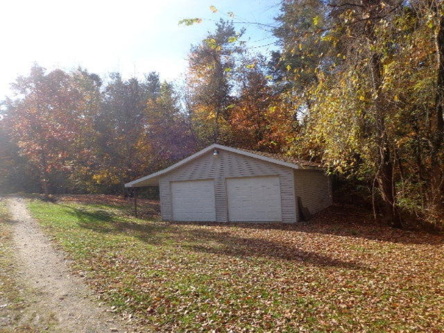 3860 East Stage Road Ionia, MI 48846 - Photo 5 of 18 DSC04122