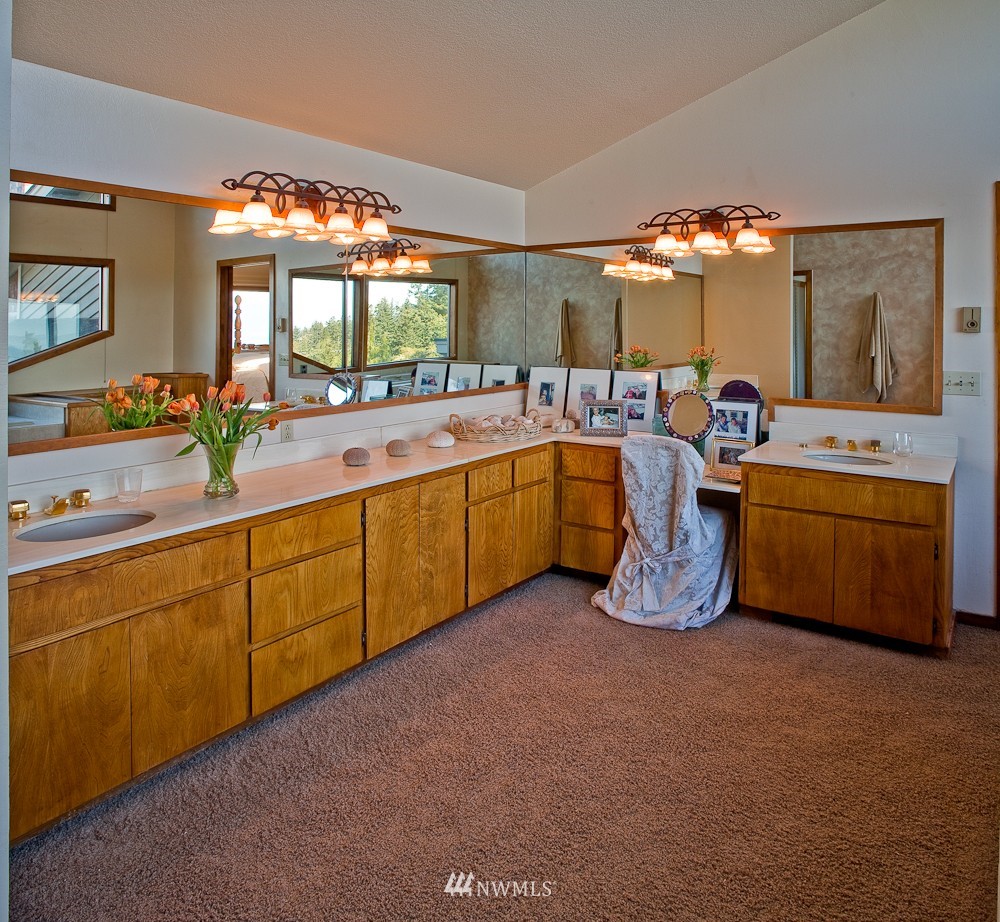 606 Clark Road Bellingham, WA 98225 - Photo 11 of 15