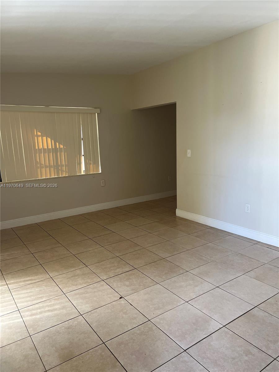 14435 Southwest 289th Street Homestead, FL 33033 - Photo 4 of 18 a view of room and window
