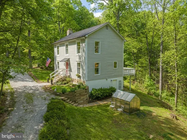 $999,000 | 20808 Wild Goose Lane, Leesburg, VA 20175