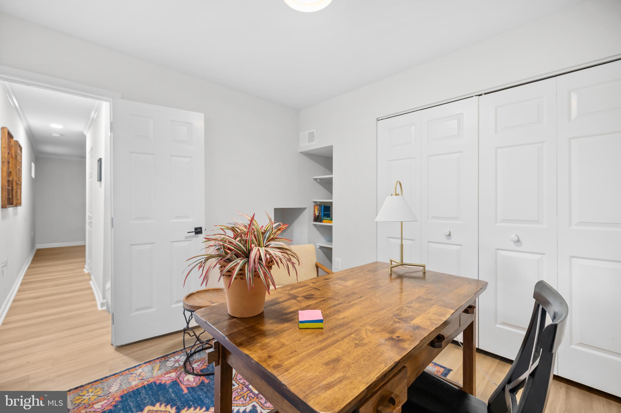 20808 Wild Goose Lane Leesburg, VA 20175 - Photo 56 of 86 a view of a dining room with furniture and wooden floor