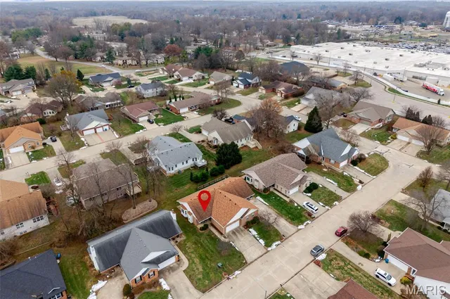 $220,000 | 18 Crabapple Lane, Glen Carbon, IL 62034