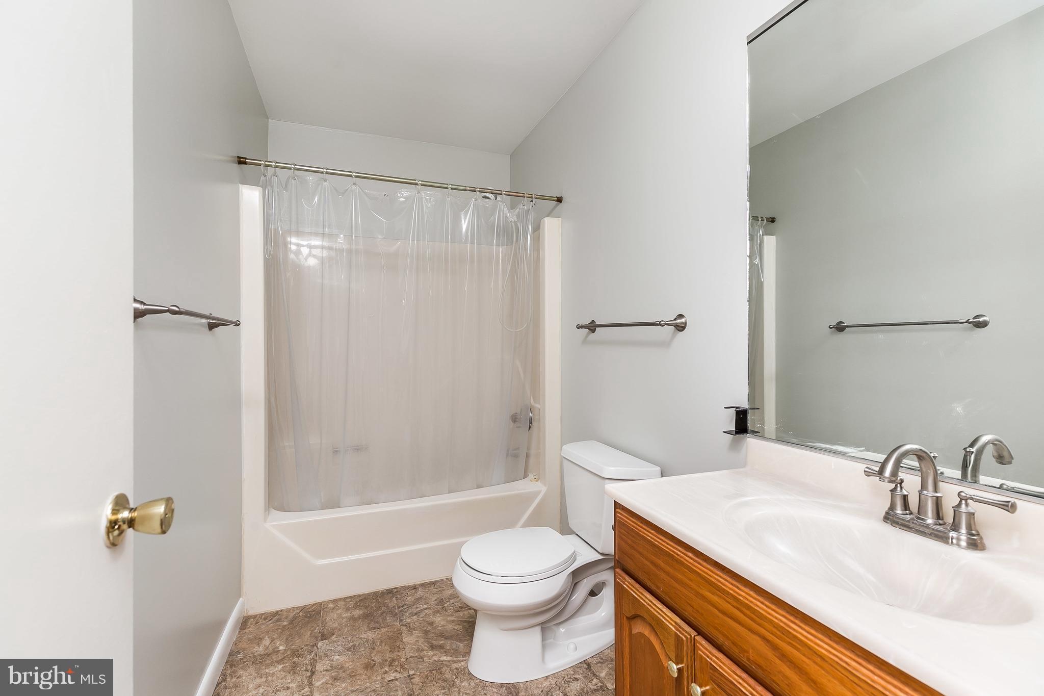 4300 Roland Springs Drive Baltimore, MD 21210 - Photo 20 of 30 Bath (Master)