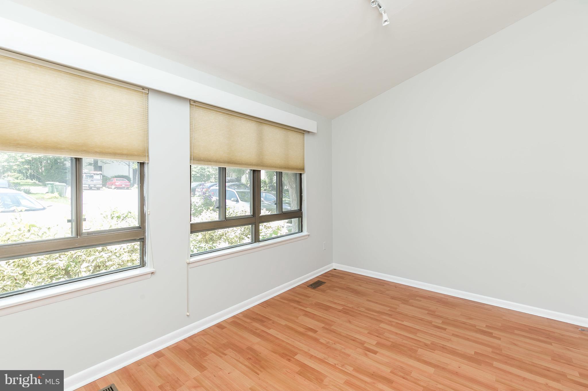 4300 Roland Springs Drive Baltimore, MD 21210 - Photo 3 of 30 Family Room