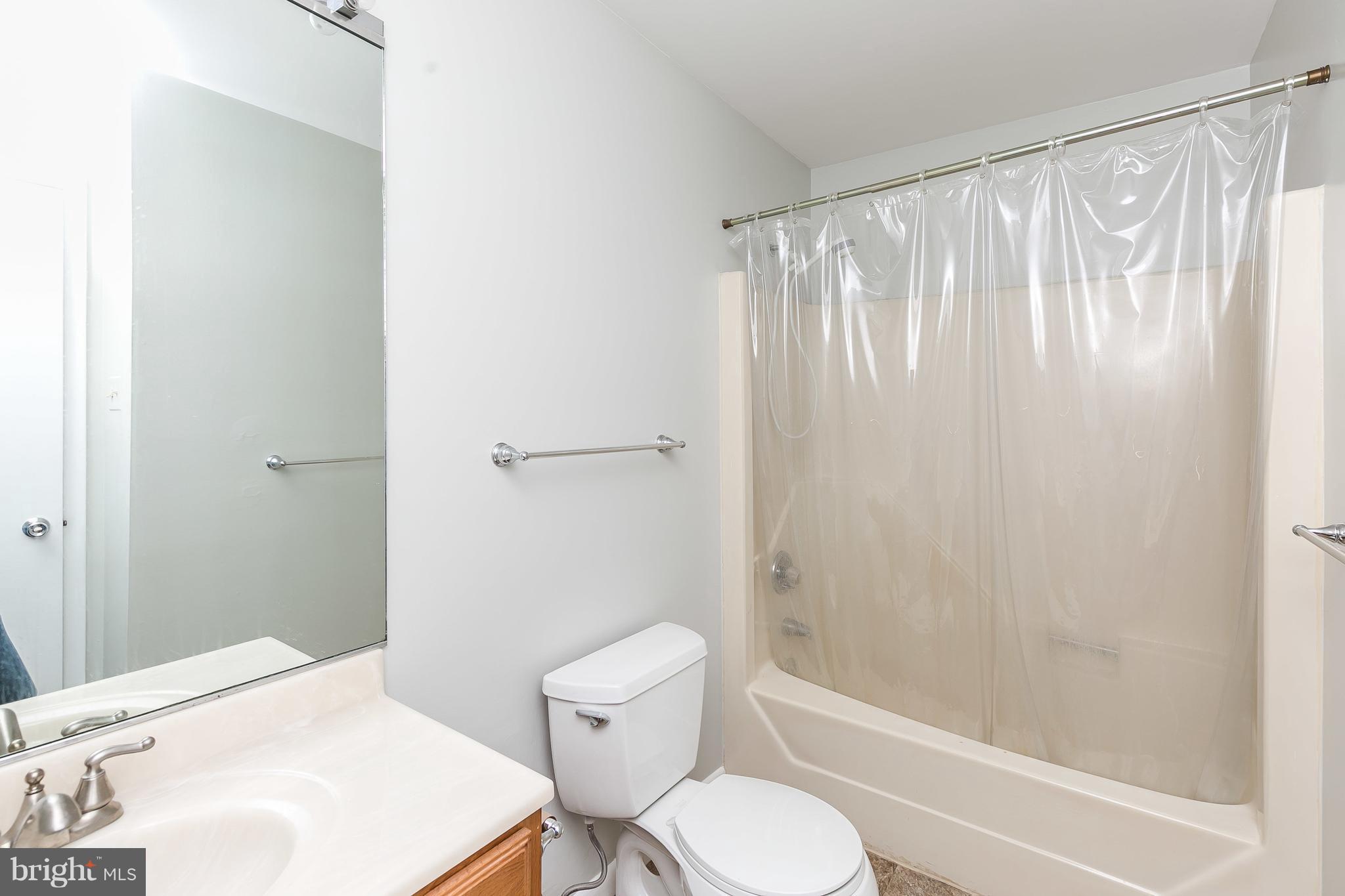 4300 Roland Springs Drive Baltimore, MD 21210 - Photo 21 of 30 Bath (Master)