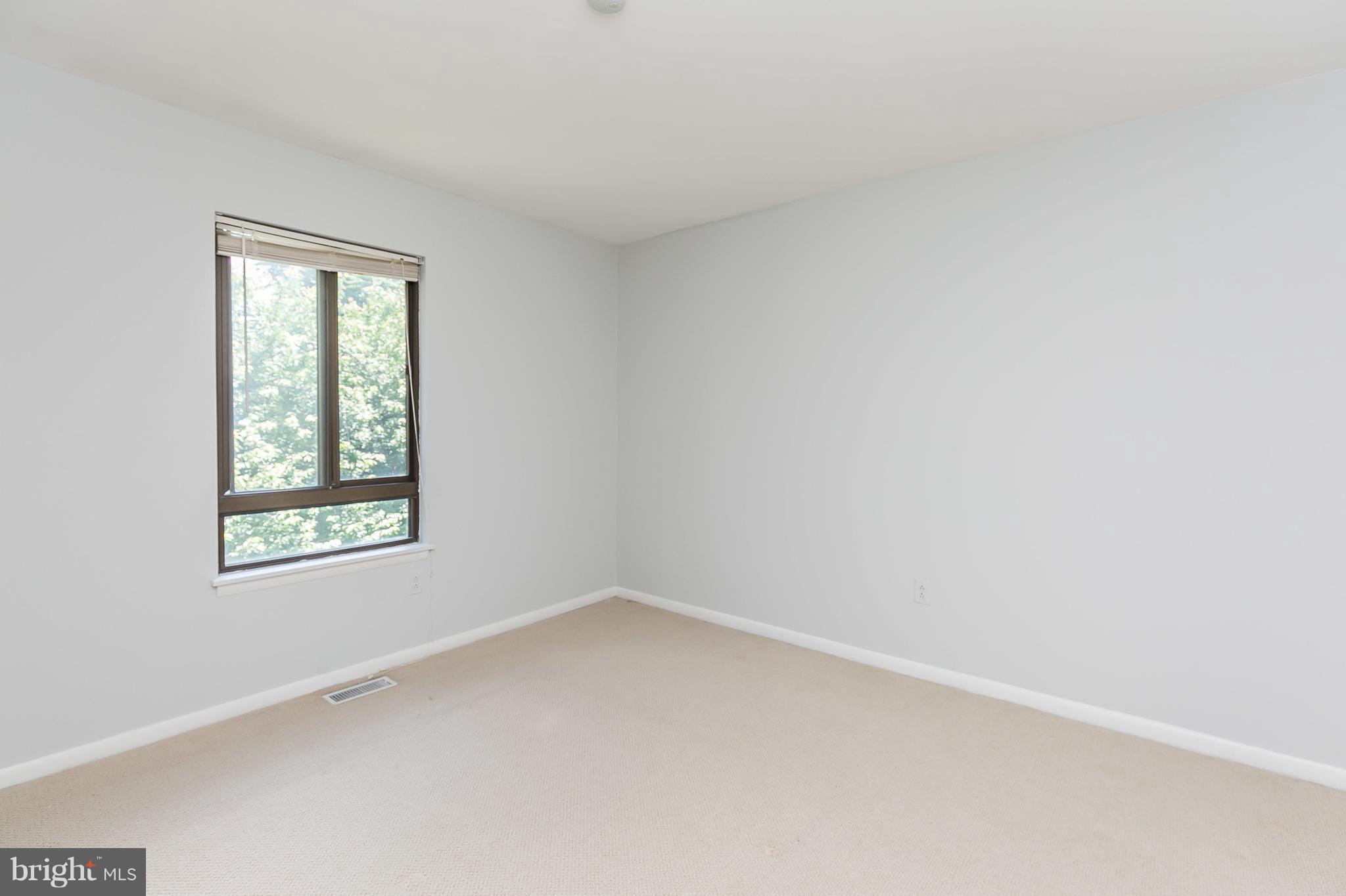 4300 Roland Springs Drive Baltimore, MD 21210 - Photo 25 of 30 Bedroom