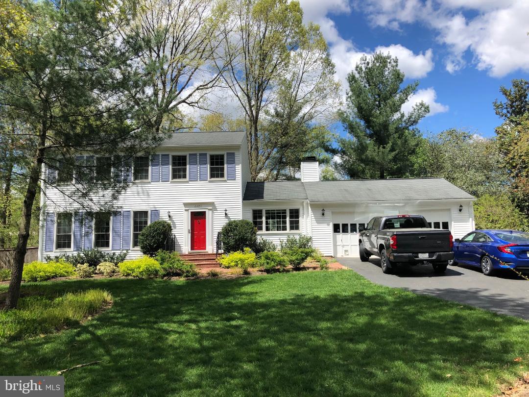 2400 Ivywood Road Reston, VA 20191 - Photo 1 of 6 Welcome home!