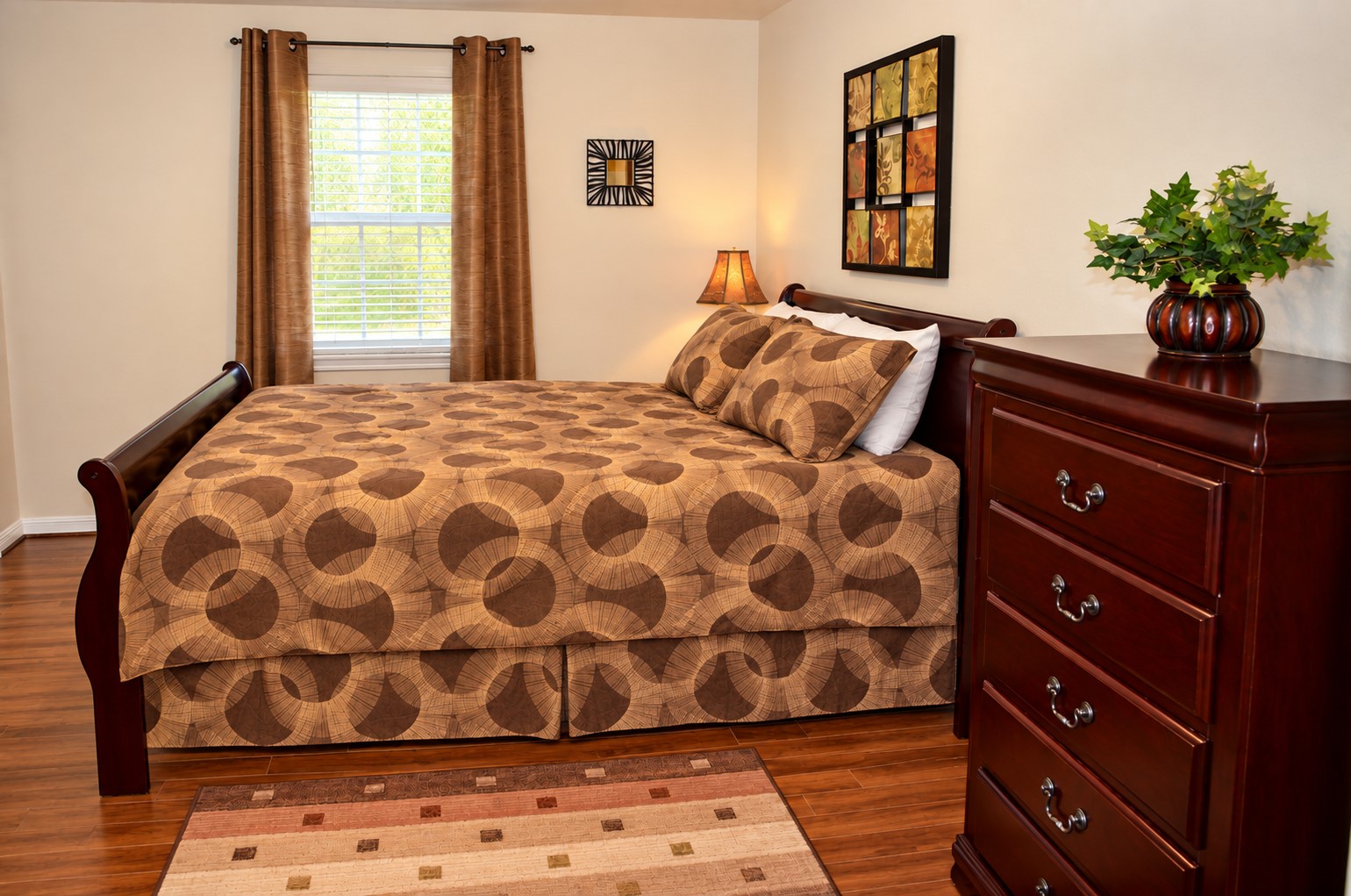 11608 Old Main Street Loop Road Houston, TX 77025 - Photo 10 of 15 Gallery Image 10