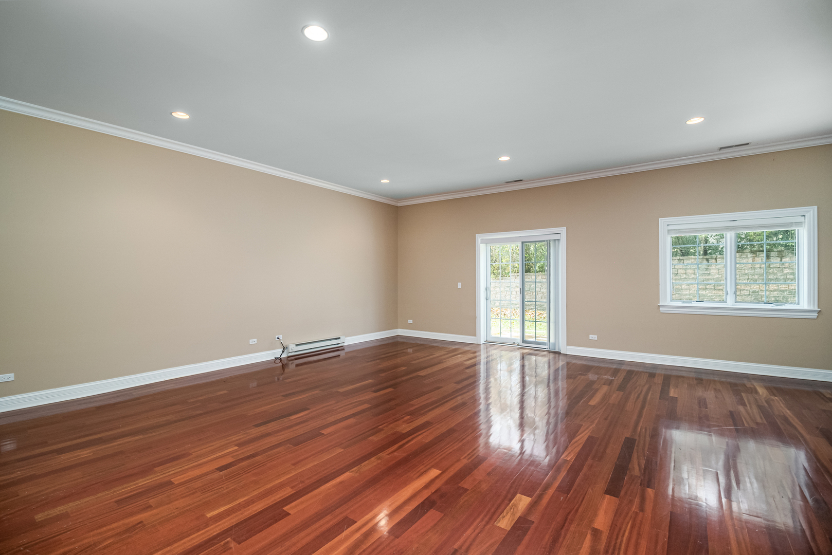 16-w542 Bluff Road Willowbrook, IL 60527 - Photo 22 of 39 Gallery Image 22
