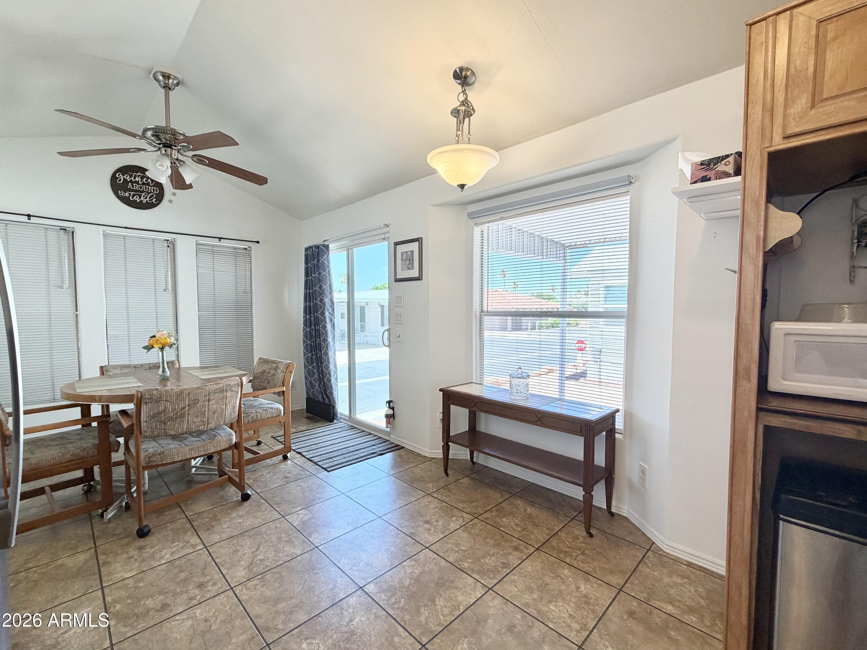 111 South Greenfield Road, Unit 244 Mesa, AZ 85206 - Photo 27 of 69 LIGHT & BRIGHT