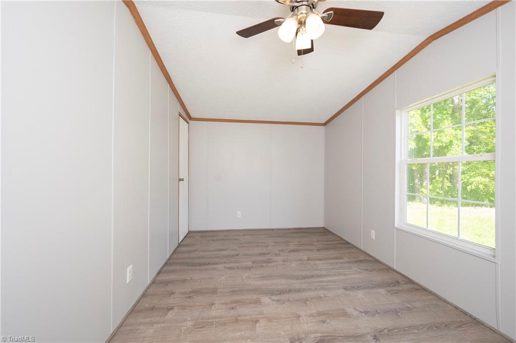 8038 Hampton Road Clemmons, NC 27012 - Photo 13 of 17 Gallery Image 13