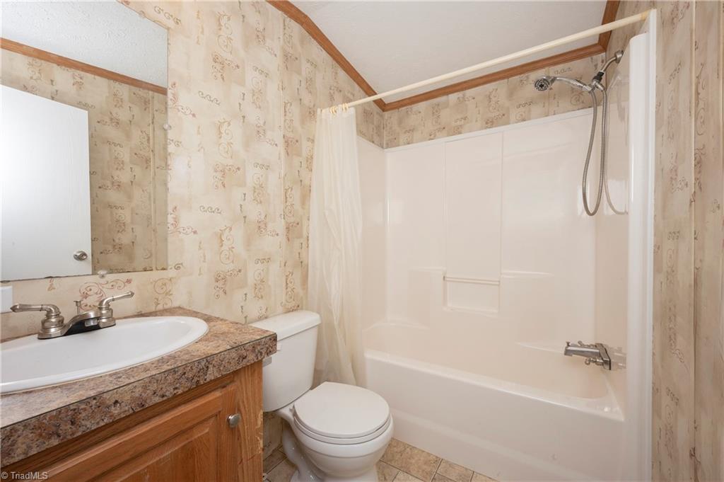 8038 Hampton Road Clemmons, NC 27012 - Photo 14 of 17 Gallery Image 14