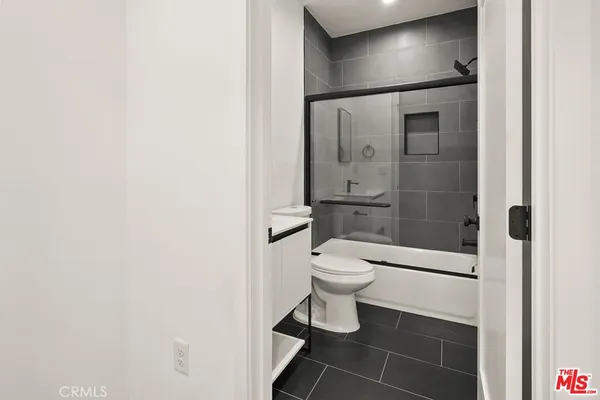 $3,895 | 1631 South New Hampshire Avenue, Unit A, Los Angeles, CA 90006